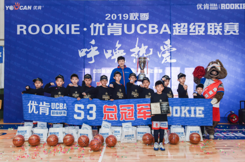Rookie连续十二场比赛得分超过出色防守，日本队不断突破！